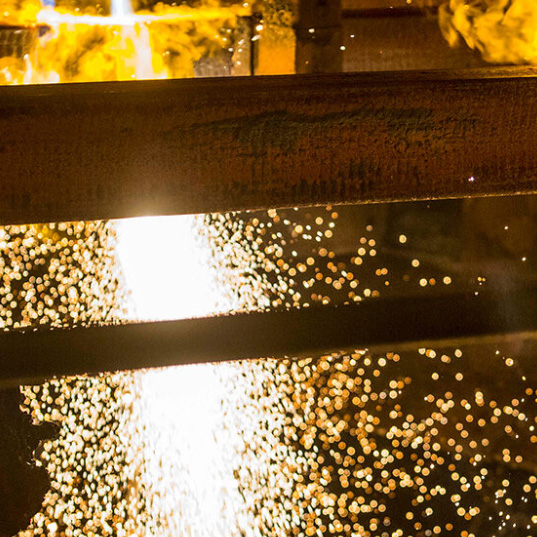 Acquisitio US Ferro attingit impulsum et fundamentum US fabricandi industriam movere potest